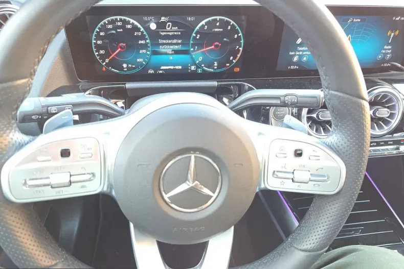 Mercedes-Benz GLA 45 AMG (Clasa GLA) din 2021 cu 28.250 km - oferta MER232479 - foto 23