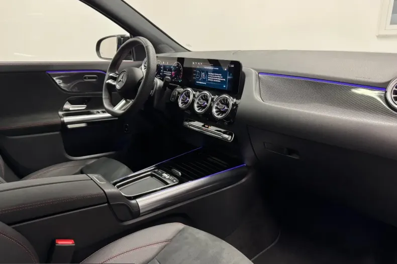 Mercedes-Benz GLA 250 (Clasa GLA) din 2025 cu 3.263 km - oferta MER232480 - foto 22