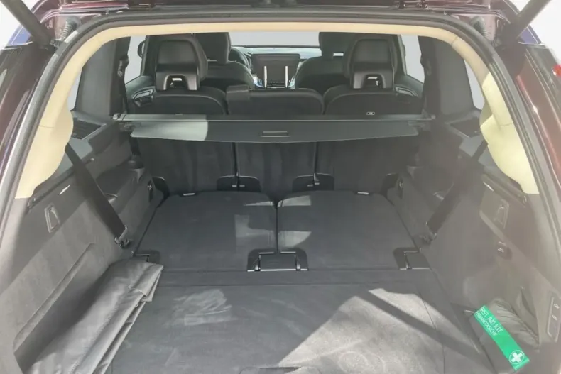 Volvo XC90 din 2025 cu 5.100 km - oferta VOL232488 - foto 11