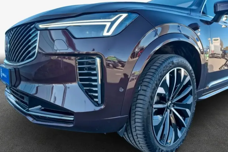 Volvo XC90 din 2025 cu 21.300 km - oferta VOL232489 - foto 6
