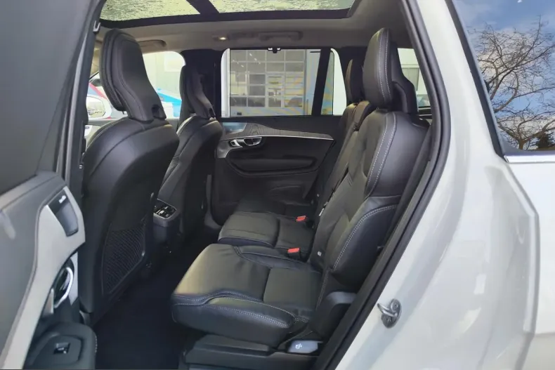 Volvo XC90 din 2024 cu 46.500 km - oferta VOL232490 - foto 7