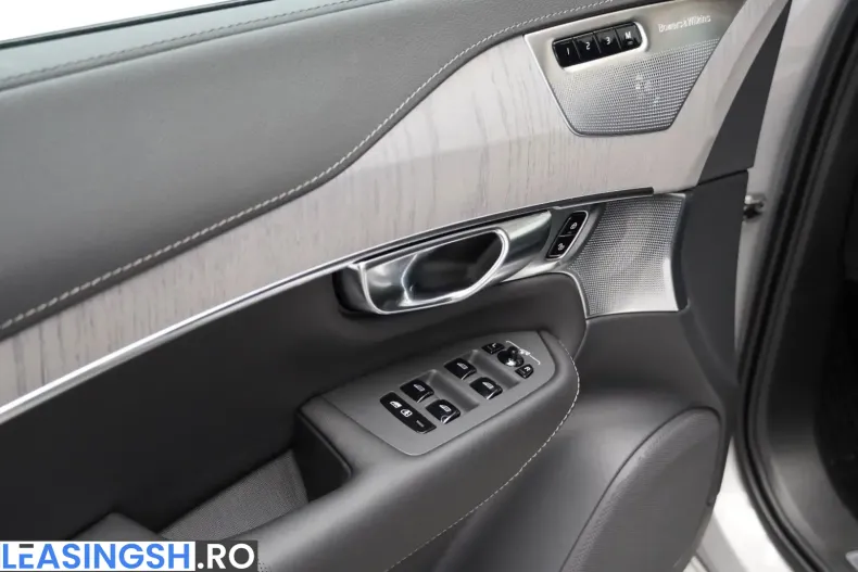 Volvo XC90 din 2025 cu 9.798 km - oferta VOL232493 - foto 12