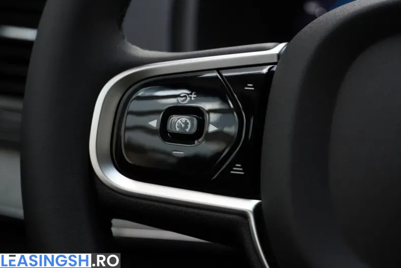 Volvo XC90 din 2025 cu 9.798 km - oferta VOL232493 - foto 24