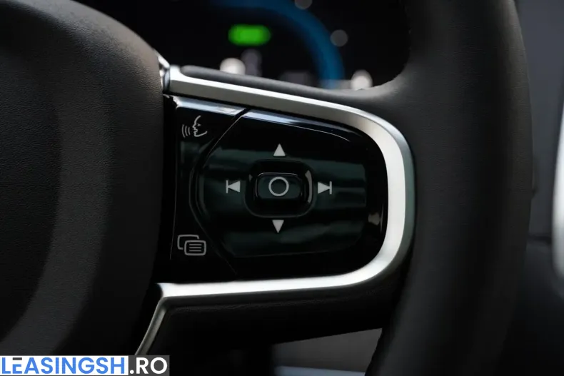 Volvo XC90 din 2025 cu 9.798 km - oferta VOL232493 - foto 25