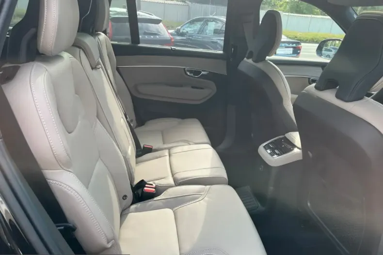 Volvo XC90 din 2025 cu 6.500 km - oferta VOL232495 - foto 28