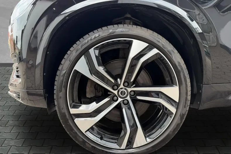 Volvo XC90 din 2023 cu 71.144 km - oferta VOL232496 - foto 9