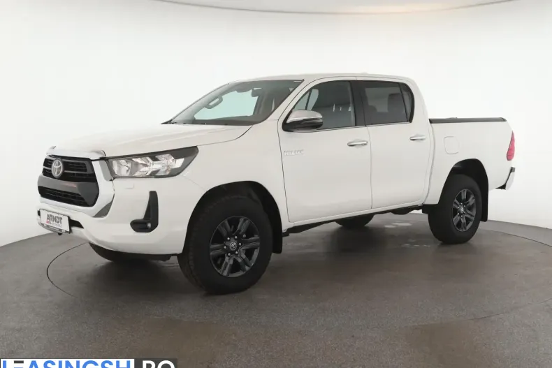 Toyota Hilux din 2024 cu 10.600 km - oferta TOY232503 - foto 1