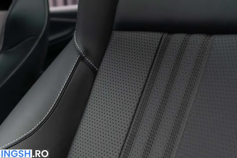 Aston Martin DBX din 2025 cu 6.400 km - oferta AST232504 - foto 36