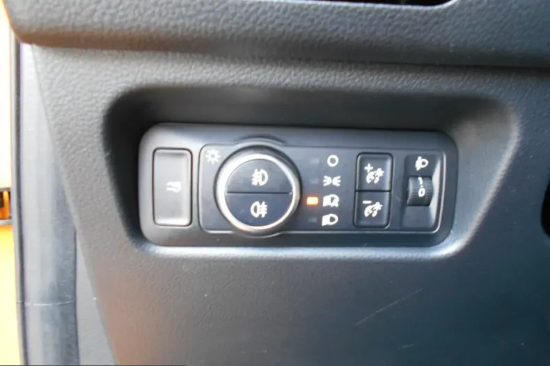 Ford Ranger din 2024 cu 12.500 km - oferta FOR232506 - foto 13