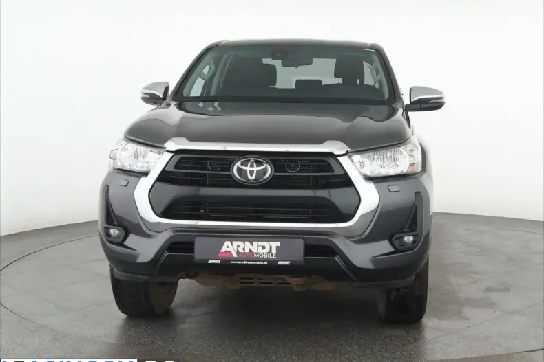 Toyota Hilux din 2024 cu 44.200 km - oferta TOY232512 - foto 2