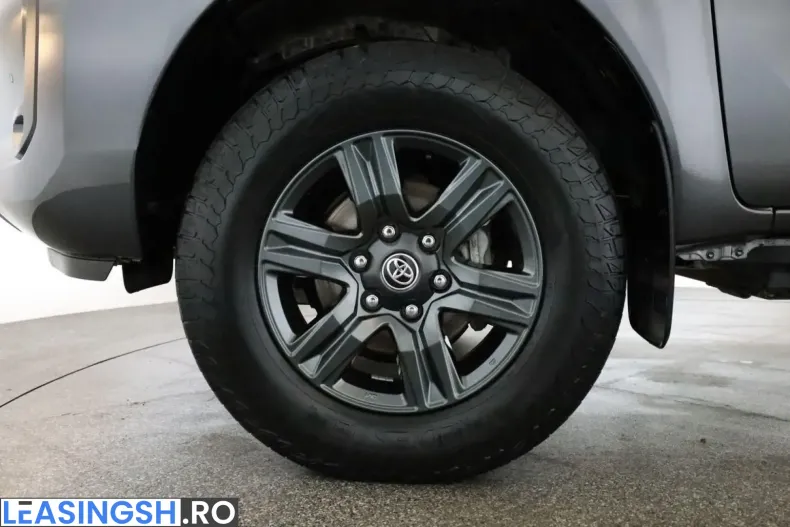 Toyota Hilux din 2024 cu 44.200 km - oferta TOY232512 - foto 6