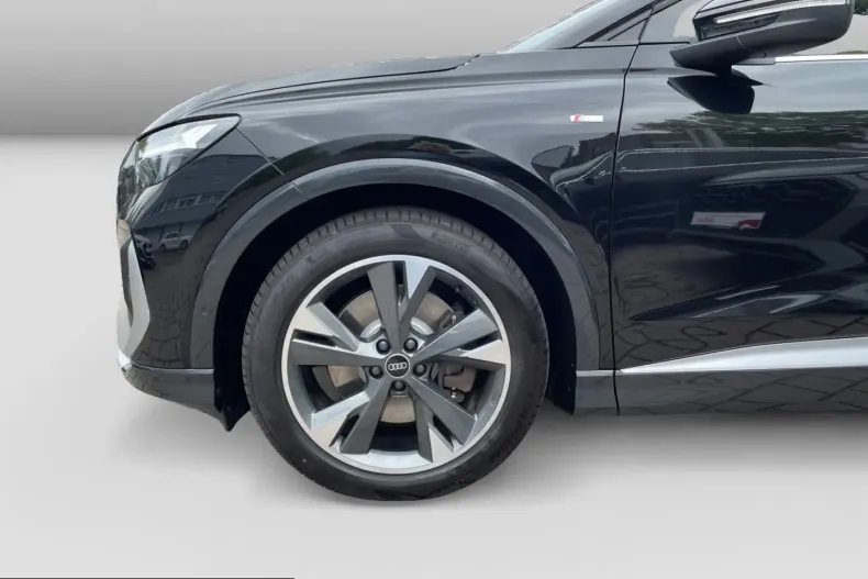 Audi Q4 e-tron din 2023 cu 48.871 km - oferta AUD232513 - foto 3