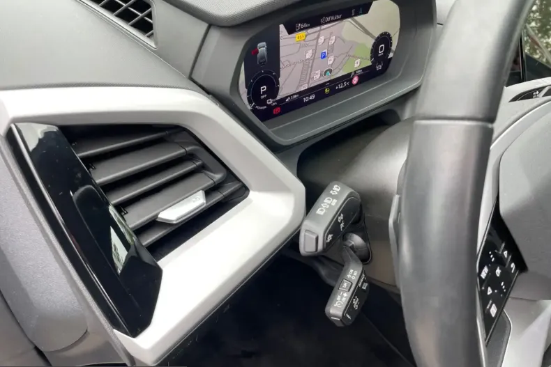 Audi Q4 e-tron din 2023 cu 48.871 km - oferta AUD232513 - foto 11