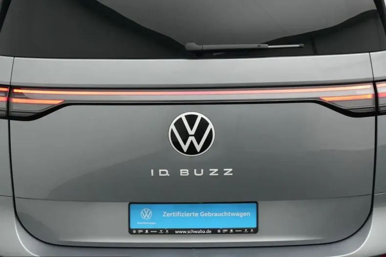 Volkswagen ID. Buzz din 2025 cu 12.000 km - oferta VOL232521 - foto 13