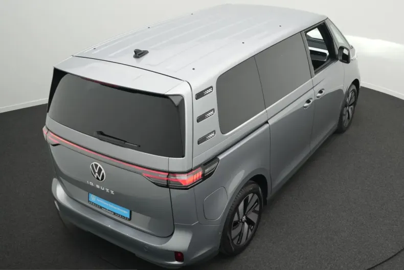 Volkswagen ID. Buzz din 2025 cu 12.000 km - oferta VOL232521 - foto 19