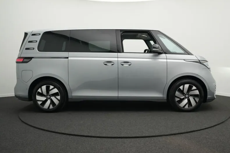 Volkswagen ID. Buzz din 2025 cu 12.000 km - oferta VOL232521 - foto 37