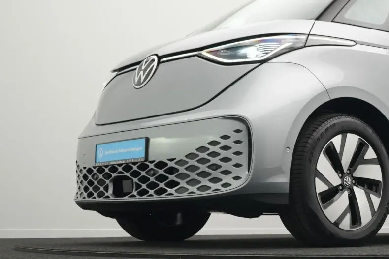 Volkswagen ID. Buzz din 2025 cu 12.000 km - oferta VOL232521 - foto 40