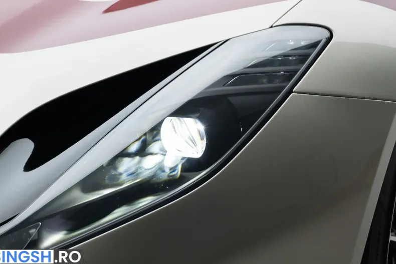 Ferrari 812 din 2021 cu 5.368 km - oferta FER232522 - foto 4