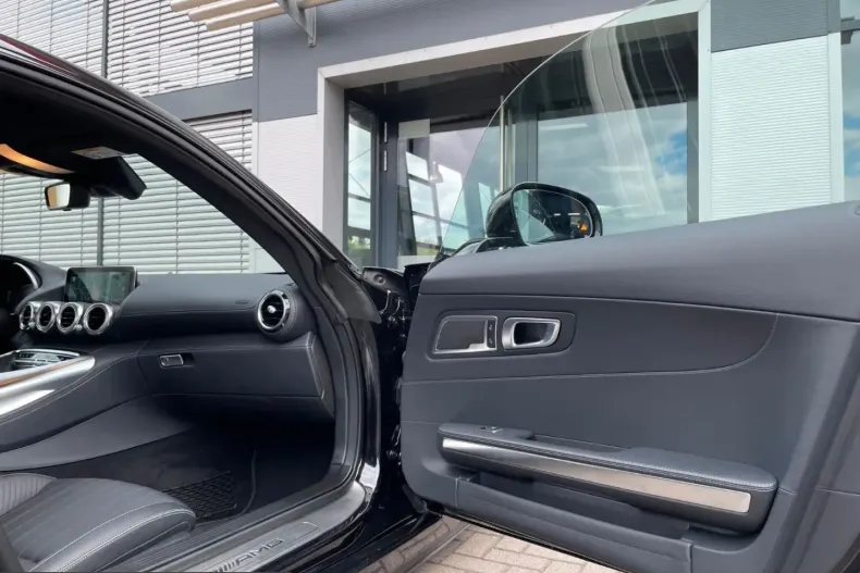 Mercedes-Benz AMG GT (Clasa GT) din 2021 cu 23.453 km - oferta MER232528 - foto 20