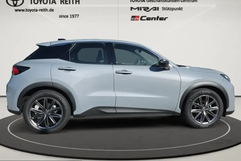 Lexus LBX din 2025 cu 2.650 km - oferta LEX232531 - foto 6