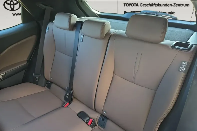 Lexus LBX din 2025 cu 2.650 km - oferta LEX232531 - foto 13