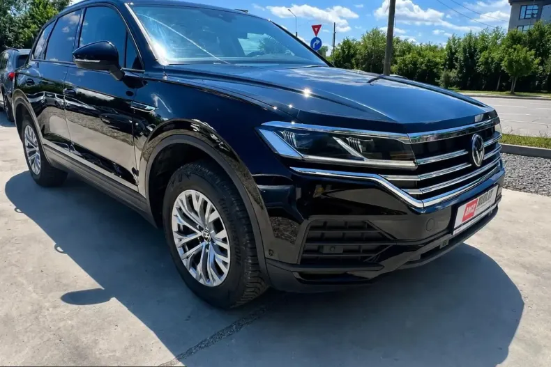 Volkswagen Touareg din 2023 cu 51.000 km - oferta VOL232542 - foto 1