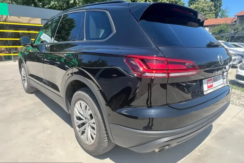 Volkswagen Touareg din 2023 cu 51.000 km - oferta VOL232542 - foto 4