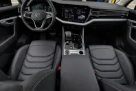 Volkswagen Touareg din 2023 cu 51.000 km - oferta VOL232542 - foto 7