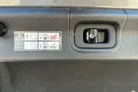 Mercedes-Benz EQE (Clasa E) din 2023 cu 75.277 km - oferta MER232548 - foto 24