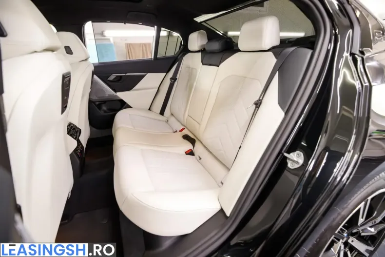 BMW 520 (Seria 5) din 2024 cu 10.800 km - oferta BMW232549 - foto 14