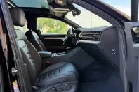 Volkswagen Touareg din 2023 cu 149.000 km - oferta VOL232553 - foto 17