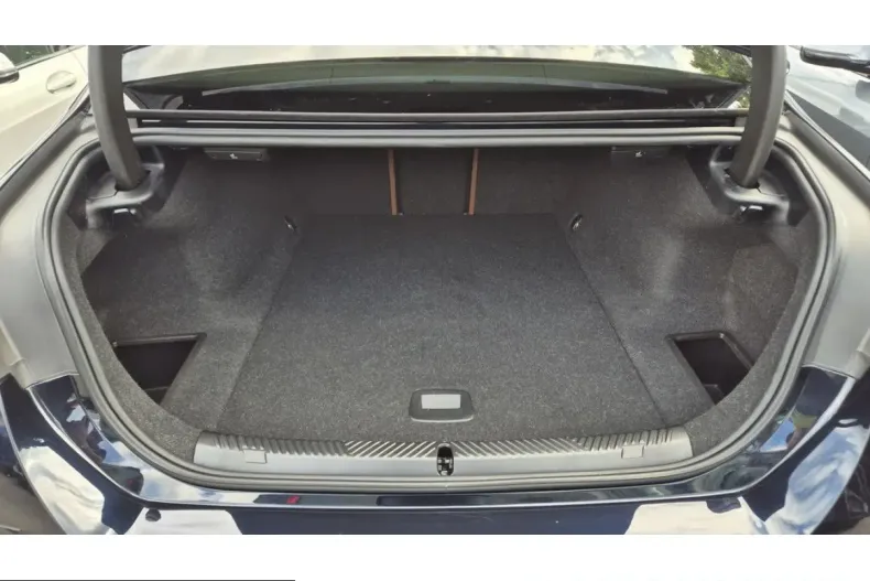 BMW i5 (Seria 5) din 2024 cu 16.554 km - oferta BMW232557 - foto 18