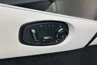 Aston Martin V8 Vantage din 2024 cu 10.000 km - oferta AST232559 - foto 30