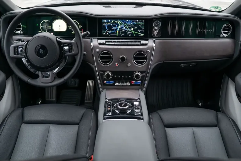 Rolls-Royce Cullinan din 2025 cu 4.800 km - oferta ROL232562 - foto 4