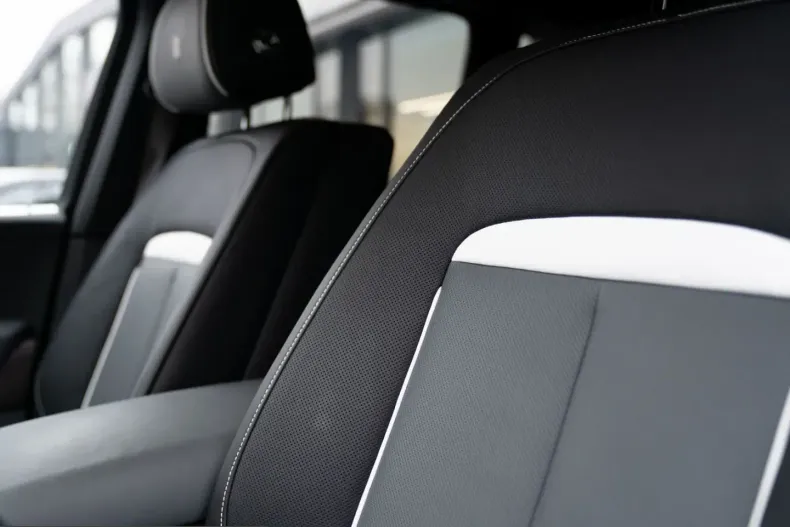 Rolls-Royce Cullinan din 2025 cu 4.800 km - oferta ROL232562 - foto 9