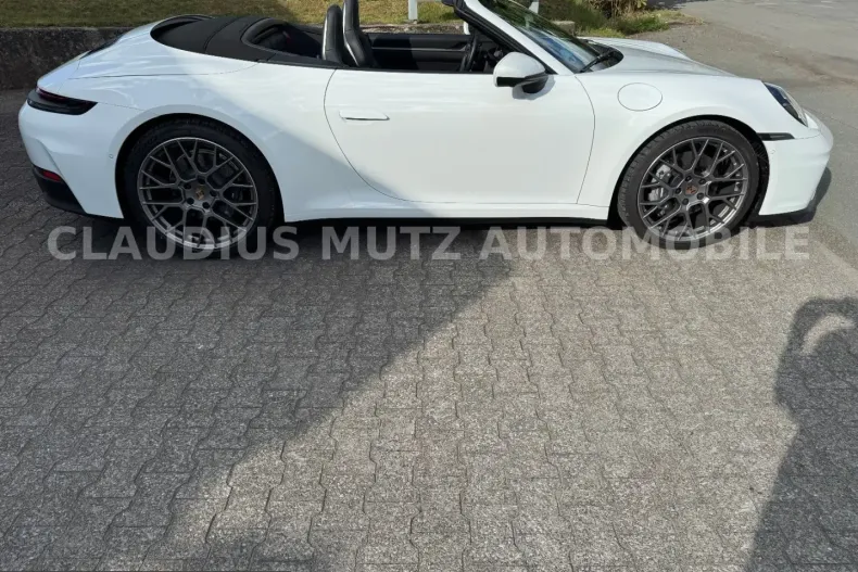 Porsche 992 din 2025 cu 4.900 km - oferta POR232569 - foto 3