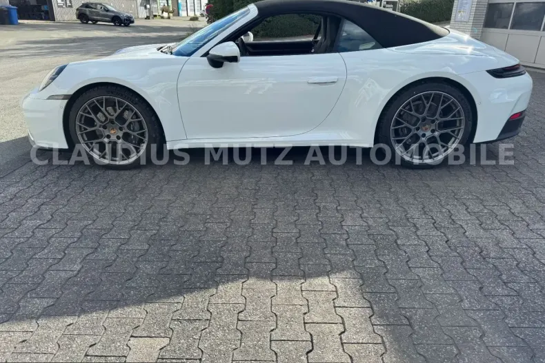 Porsche 992 din 2025 cu 4.900 km - oferta POR232569 - foto 6