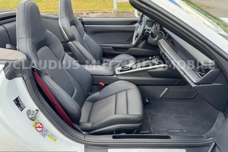 Porsche 992 din 2025 cu 4.900 km - oferta POR232569 - foto 13