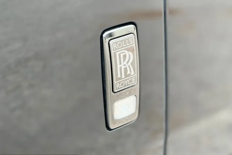 Rolls-Royce Cullinan din 2023 cu 15.884 km - oferta ROL232571 - foto 11