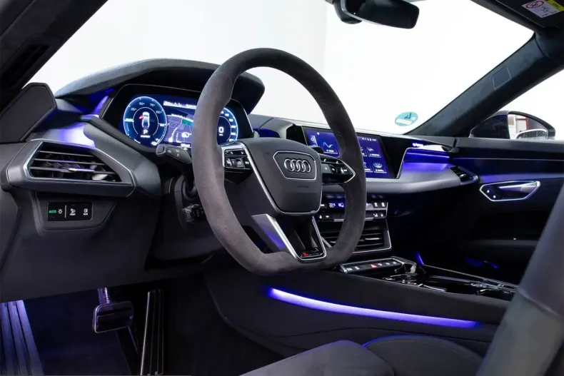 Audi RS e-tron GT din 2022 cu 29.300 km - oferta AUD232576 - foto 13