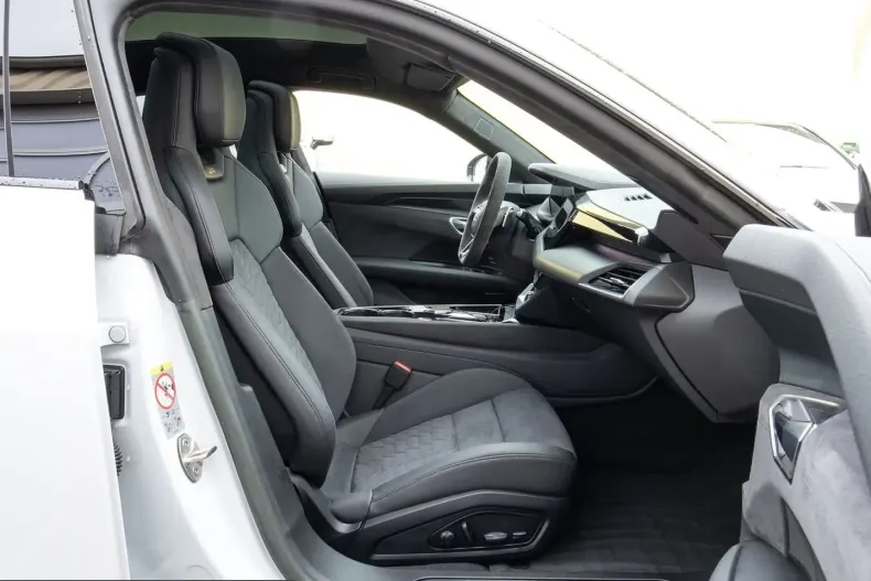 Audi RS e-tron GT din 2022 cu 29.300 km - oferta AUD232576 - foto 15