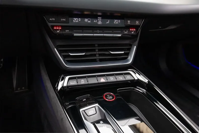 Audi RS e-tron GT din 2022 cu 29.300 km - oferta AUD232576 - foto 26