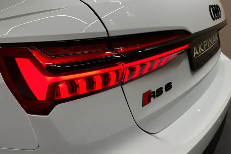 Audi RS6 din 2024 cu 22.000 km - oferta AUD232589 - foto 4