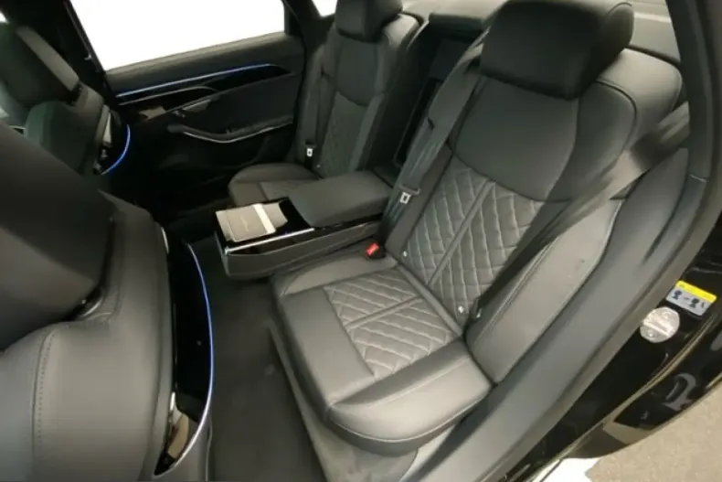 Audi A8 din 2024 cu 25.750 km - oferta AUD232593 - foto 13