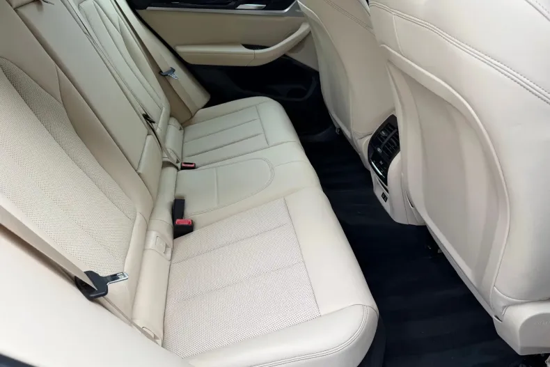 BMW X3 (Seria X) din 2021 cu 85.585 km - oferta BMW232609 - foto 12