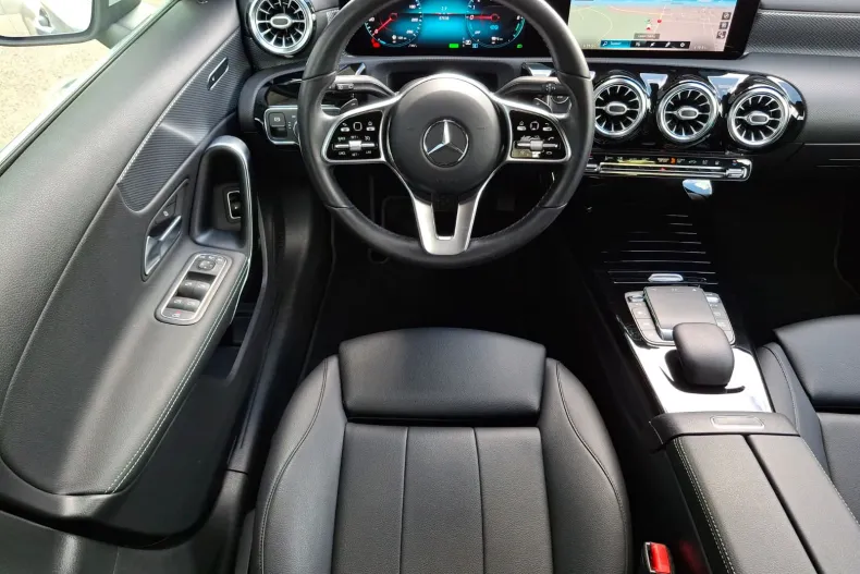 Mercedes-Benz A 250 (Clasa A) din 2020 cu 87.935 km - oferta MER232610 - foto 14