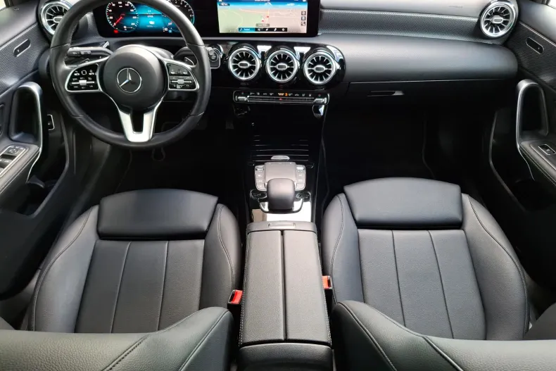 Mercedes-Benz A 250 (Clasa A) din 2020 cu 87.935 km - oferta MER232610 - foto 16