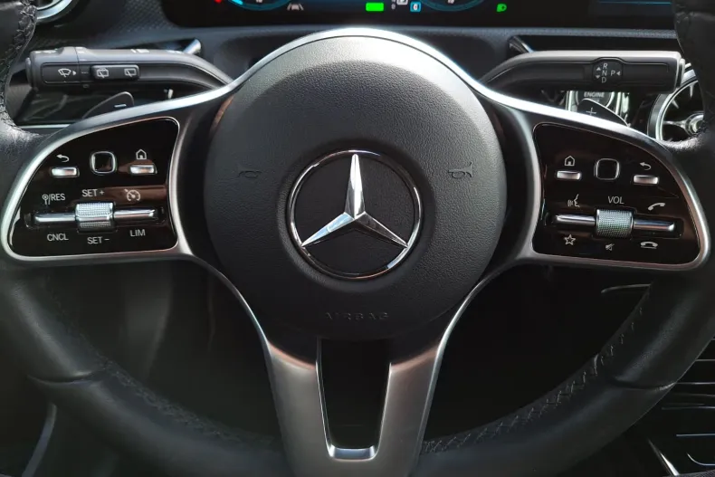 Mercedes-Benz A 250 (Clasa A) din 2020 cu 87.935 km - oferta MER232610 - foto 28