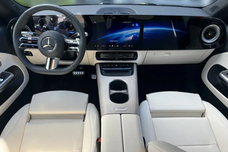 Mercedes-Benz CLA 200 (Clasa CLA) din 2026 cu 10 km - oferta MER232625 - foto 9