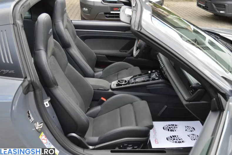 Porsche 911 din 2025 cu 13.000 km - oferta POR232631 - foto 2